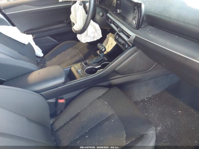 5XXG14J25NG158925 KIA K5 LXS