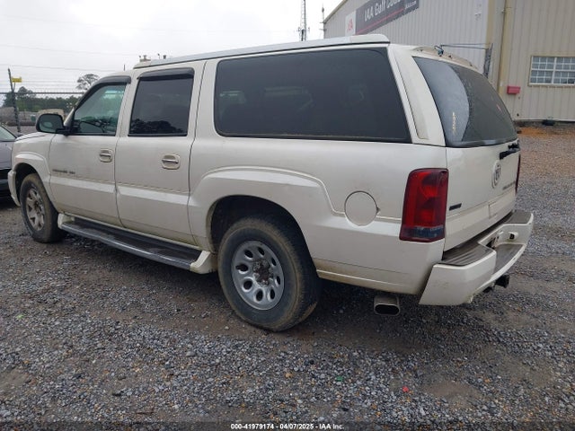 2003 CADILLAC ESCALADE ESV 3GYFK66N83G229384 Photo 2
