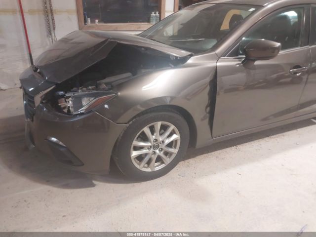 3MZBM1V75EM104865 Mazda Mazda3 I Touring