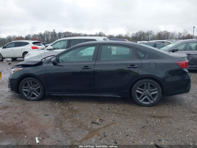 3KPF34AD4ME281775 KIA Forte Gt-line