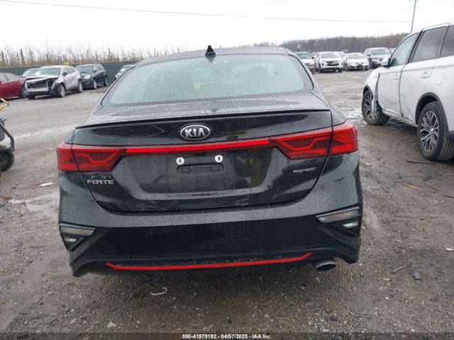 3KPF34AD4ME281775 KIA Forte Gt-line