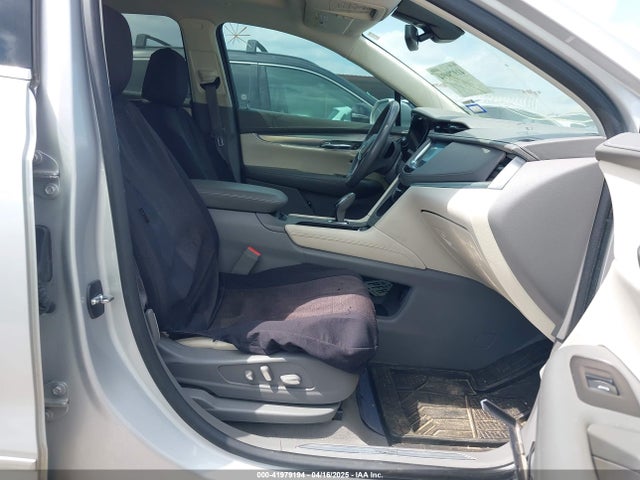 2017 CADILLAC XT5 1GYKNBRS5HZ275780 Photo 4