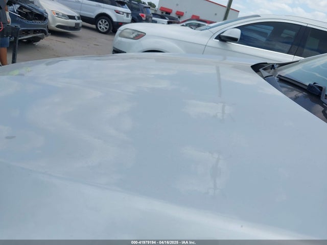 2017 CADILLAC XT5 1GYKNBRS5HZ275780 Photo 5