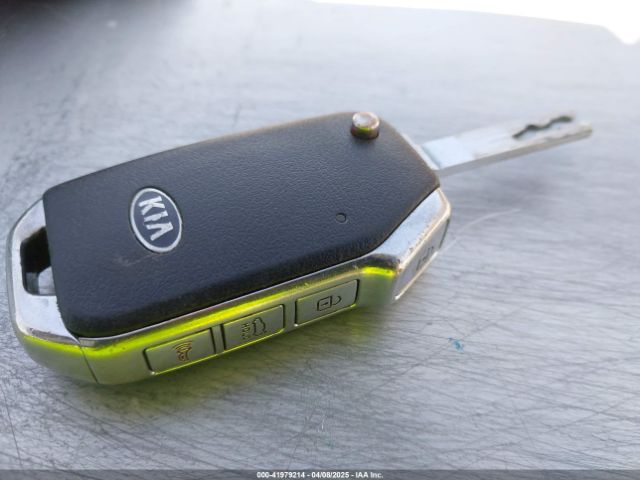 3KPF24AD2LE246301 KIA Forte Lxs