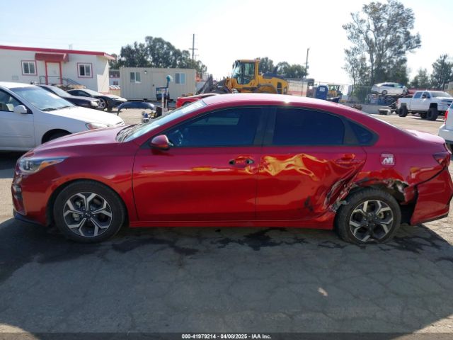 3KPF24AD2LE246301 KIA Forte Lxs