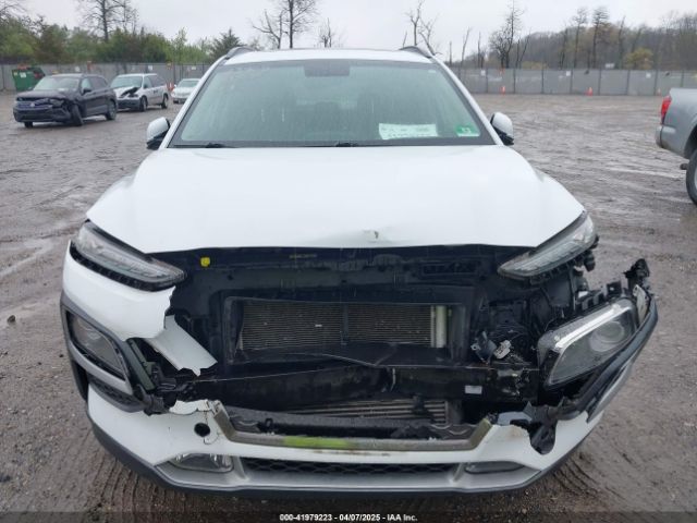 KM8K33A52JU174184 Hyundai Kona Limited