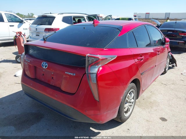 Toyota Prius Four 2018 JTDKARFUXJ3551833 Image 4