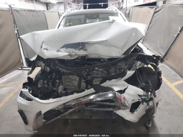 4JGDF6EE6JA998590 Mercedes-Benz m276