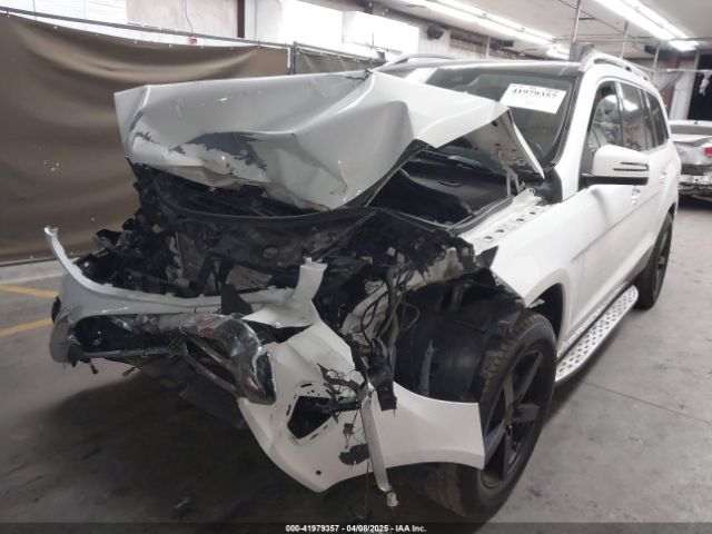 4JGDF6EE6JA998590 Mercedes-Benz m276