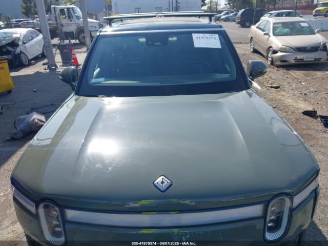 2023 RIVIAN R1S 7PDSGABL1PN005084 Photo 9