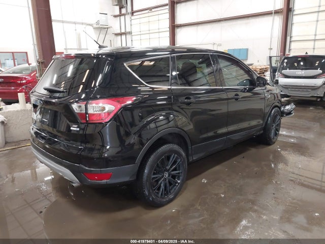 Ford ESCAPE SE 2017 1FMCU9GD9HUD11392 Image 4