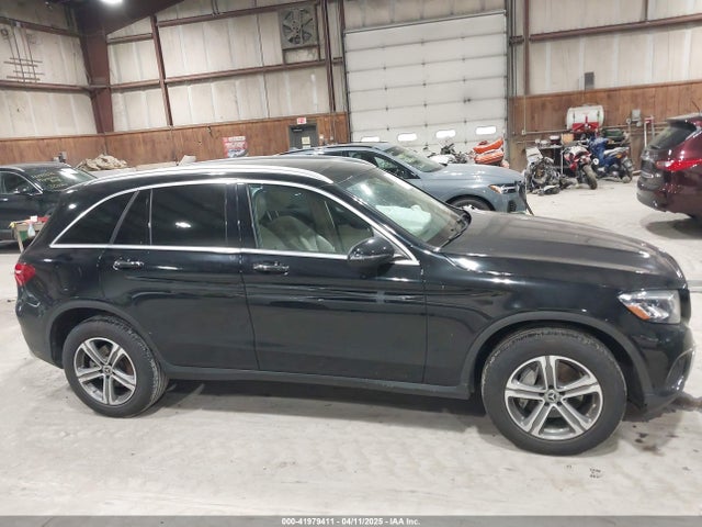 WDC0G4KB0JV070517 Mercedes-Benz Glc 300 4matic