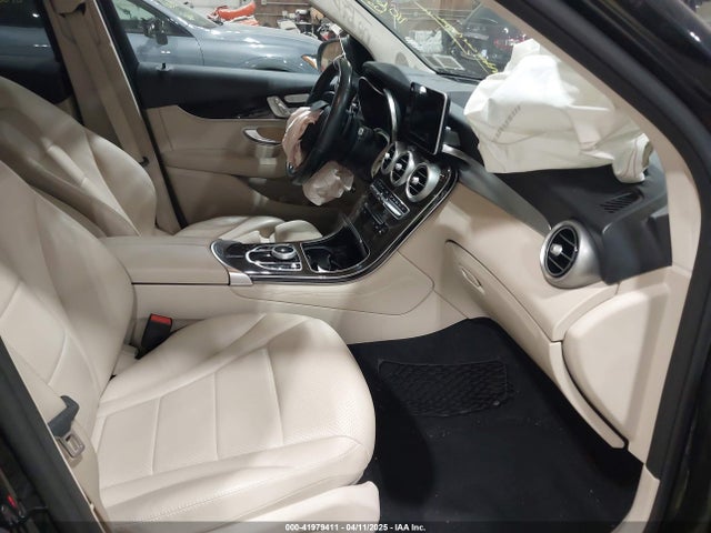 WDC0G4KB0JV070517 Mercedes-Benz Glc 300 4matic