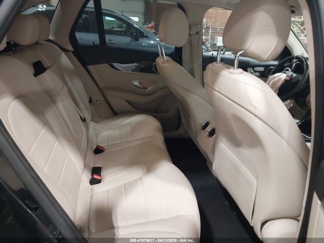 WDC0G4KB0JV070517 Mercedes-Benz Glc 300 4matic