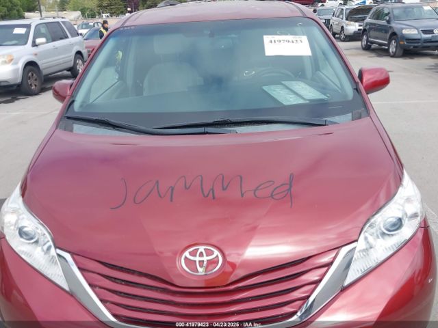 2015 TOYOTA SIENNA 5TDKK3DC3FS603085 Photo 9