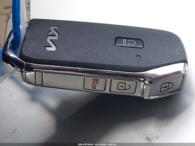 KNDJ33AU3R7219988 KIA SOUL EX