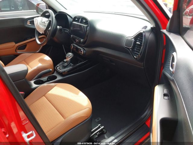 KNDJ33AU3R7219988 KIA SOUL EX