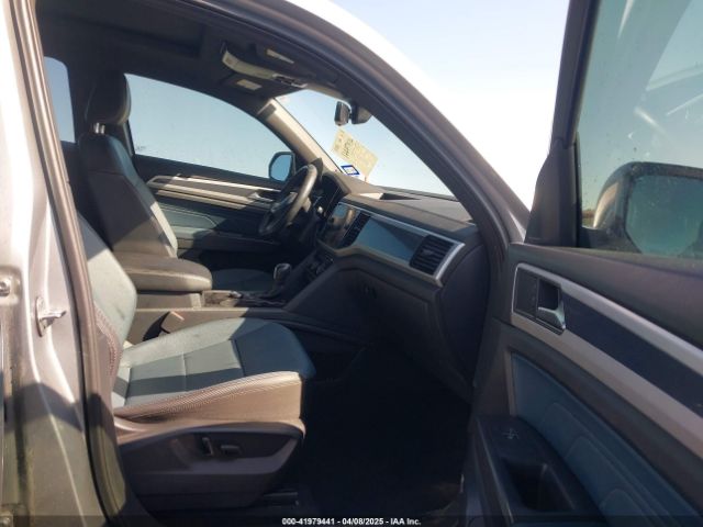 2022 VOLKSWAGEN ATLAS CROSS SPORT 1V2SE2CA5NC222726 Photo 4