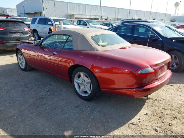 1997 JAGUAR XK8 SAJGX2748VC011754 Photo 2