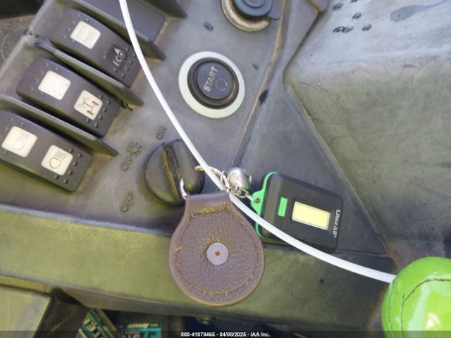 2018 CAN-AM COMMANDER 3JBKGAN2XJJ001289 Photo 10