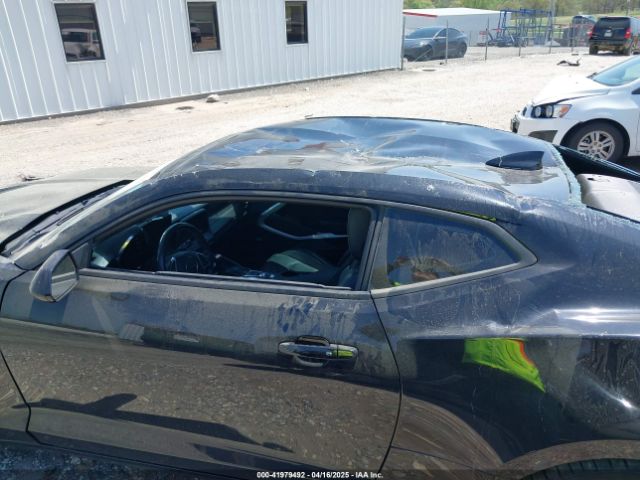 2019 CHEVROLET CAMARO 1G1FG1R75K0122280 Photo 5