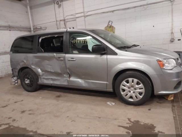 2C4RDGBG2JR254699 Dodge Grand Caravan Se