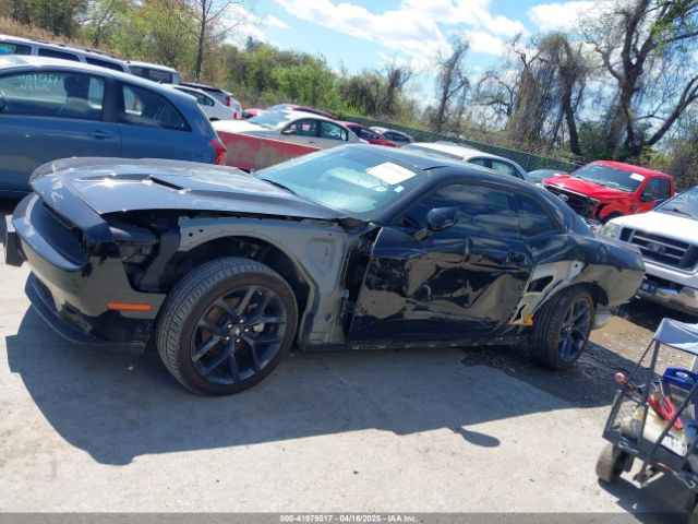 2C3CDZAG0PH692756 Dodge Challenger Sxt
