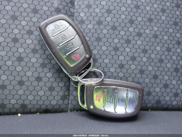 KMHC75LCXHU033678 Hyundai Ioniq Hybrid Sel