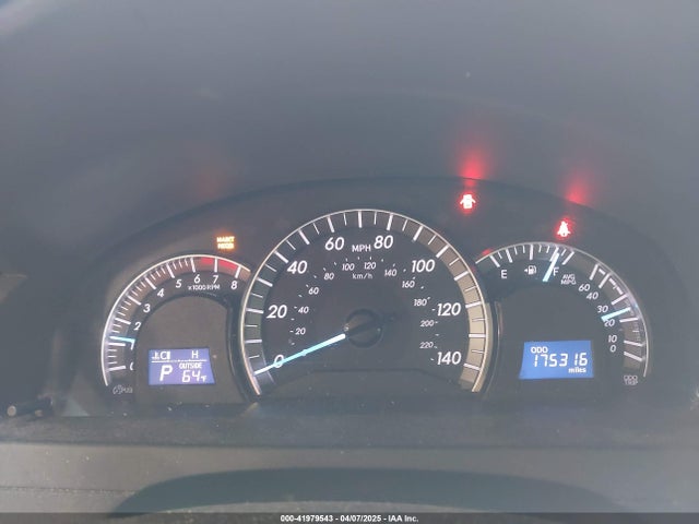 4T1BF1FK0EU763816 Toyota CAMRY SE