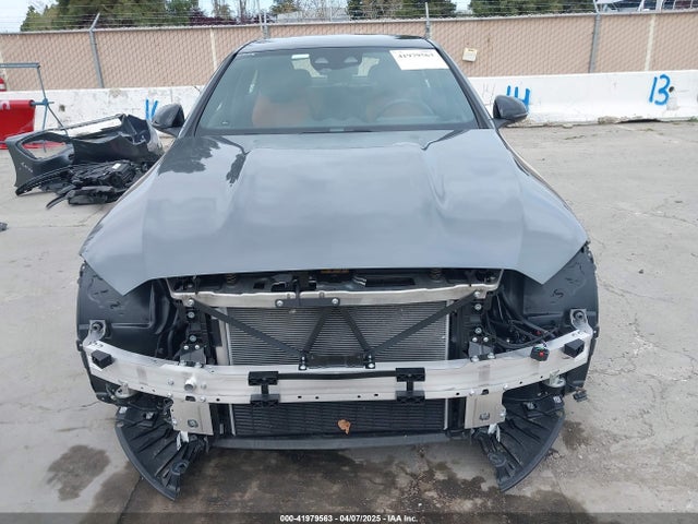 W1KAF4GB9RR212086 Mercedes-Benz C 300