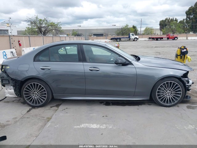W1KAF4GB9RR212086 Mercedes-Benz C 300