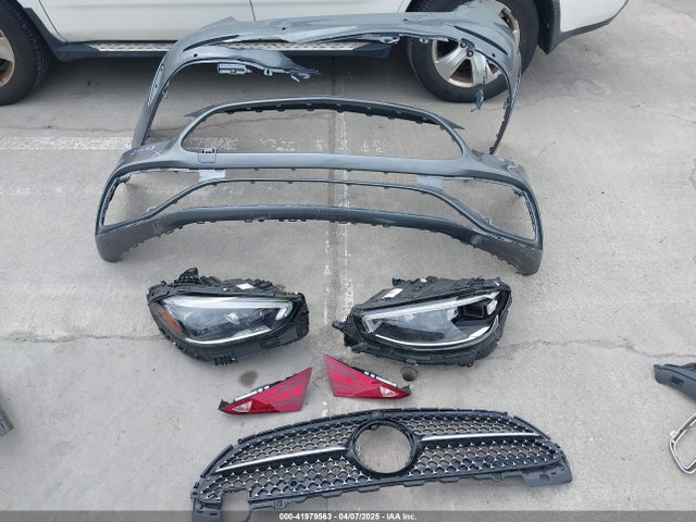W1KAF4GB9RR212086 Mercedes-Benz C 300