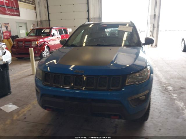 3C4NJDDB4KT630356 Jeep Compass Trailhawk 4x4