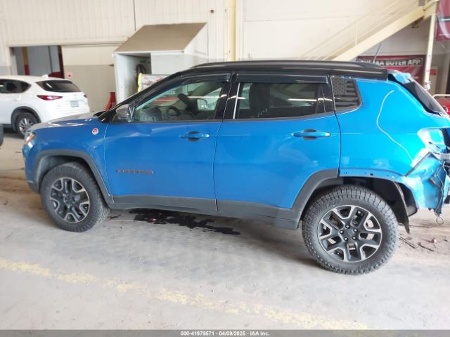 3C4NJDDB4KT630356 Jeep Compass Trailhawk 4x4