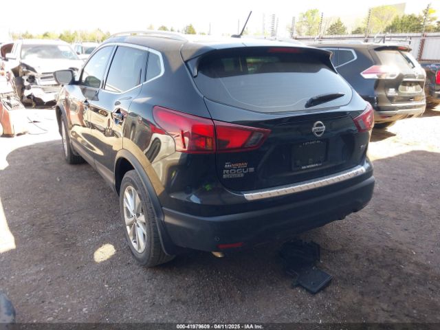 JN1BJ1CP7KW235504 Nissan Rogue Sport Sv