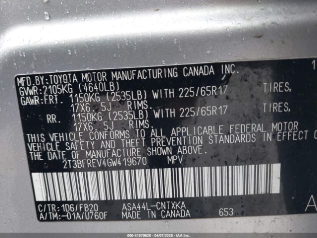 2T3BFREV4GW419670 Toyota RAV4 LE
