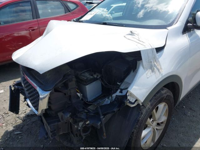 5XYPG4A55GG142246 KIA Sorento 3.3l Lx