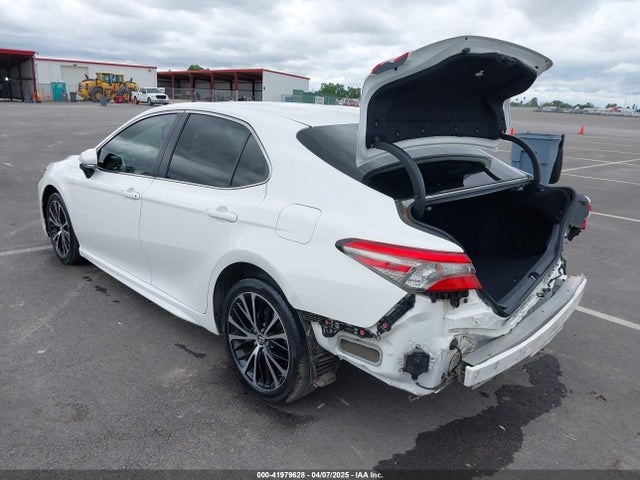 JTNB11HKXJ3060607 Toyota CAMRY SE