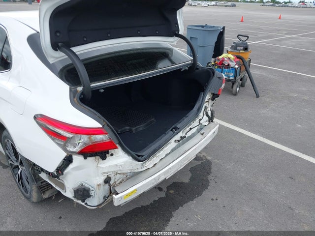 JTNB11HKXJ3060607 Toyota CAMRY SE