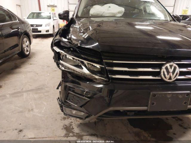 3VV2B7AXXMM034880 Volkswagen Tiguan 2.0t Se/2.0t Se R-line Black/2.0t Sel