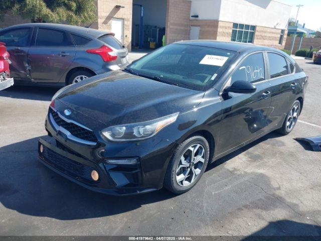 3KPF24ADXKE016732 KIA Forte Lxs