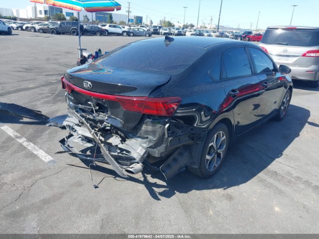 3KPF24ADXKE016732 KIA Forte Lxs