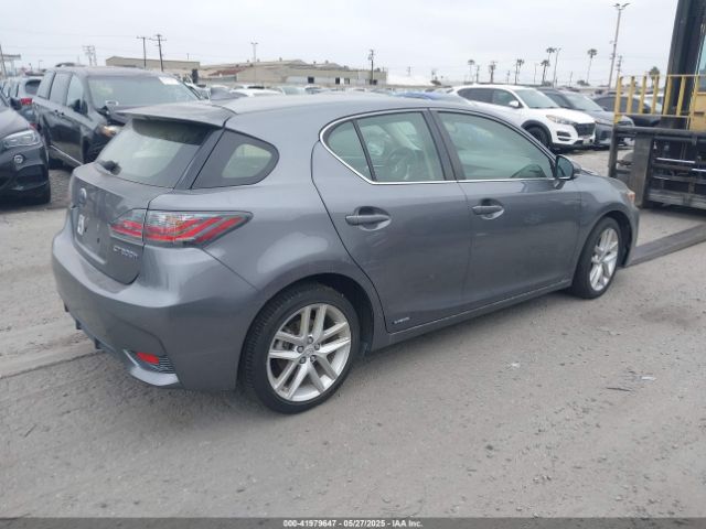 JTHKD5BH5F2210876 Lexus CT 200H