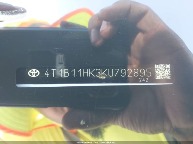 4T1B11HK3KU792895 Toyota CAMRY SE