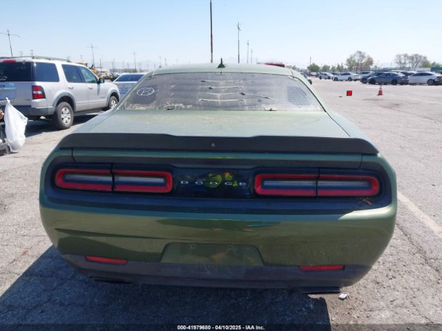 2C3CDZBT4JH195986 Dodge Challenger R/t Plus