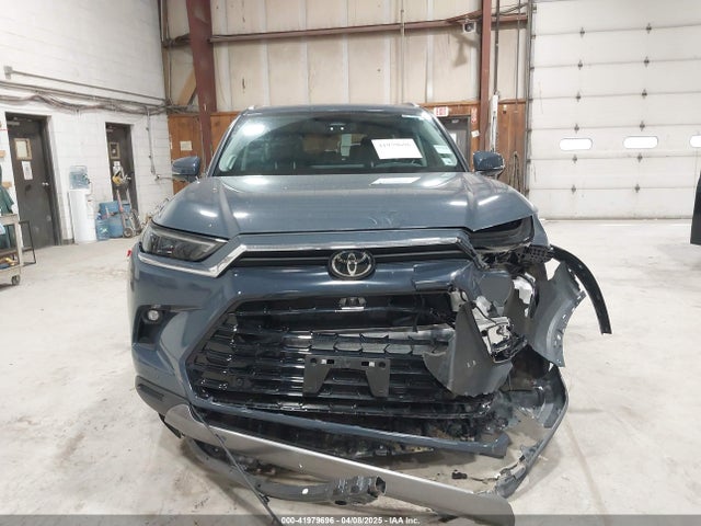 5TDAAAB50RS040749 Toyota Grand Highlander Platinum