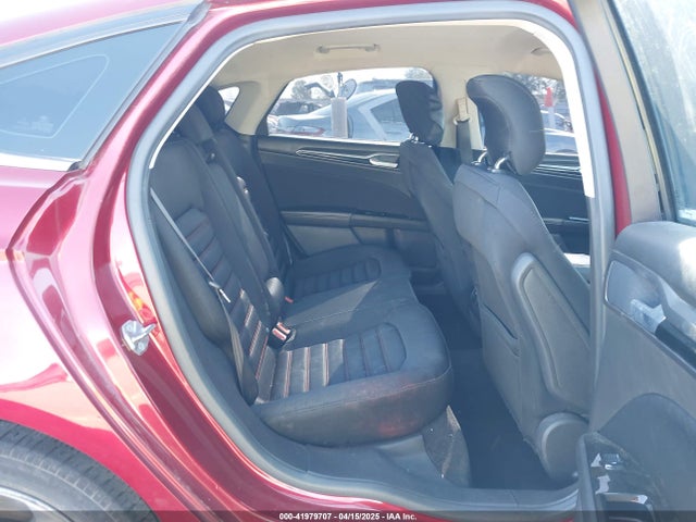 3FA6P0H96FR126841 Ford FUSION SE