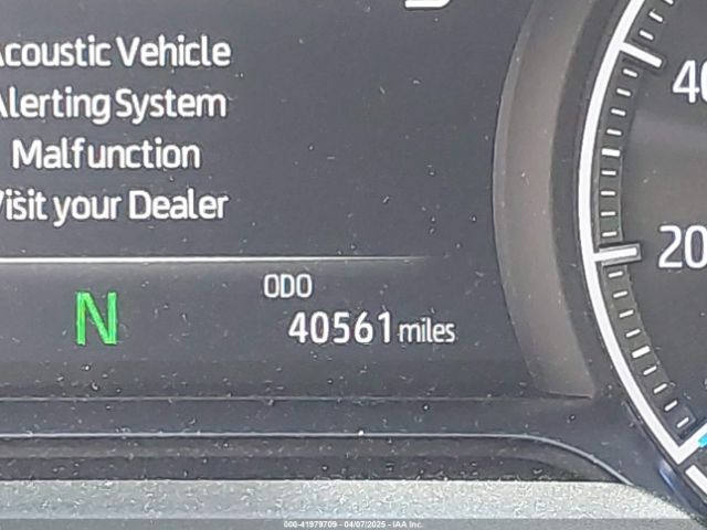 JTEAAAAH5NJ112995 Toyota Venza Xle