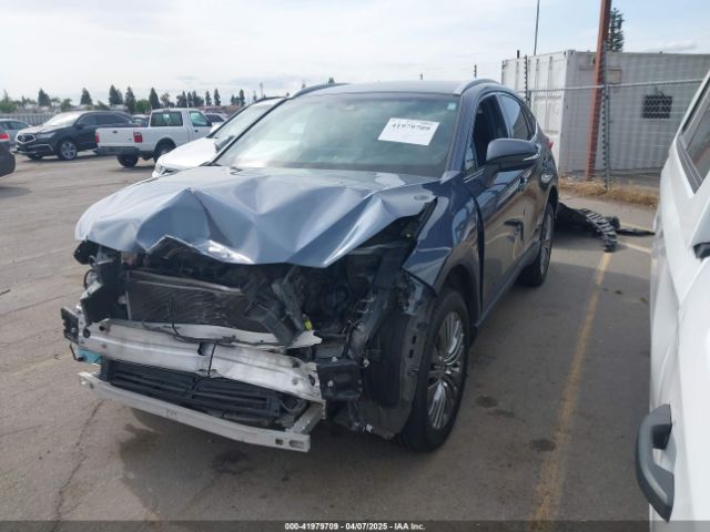 JTEAAAAH5NJ112995 Toyota Venza Xle
