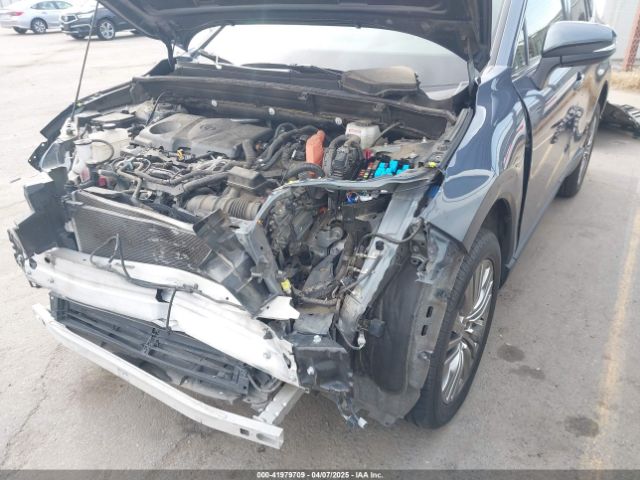 JTEAAAAH5NJ112995 Toyota Venza Xle